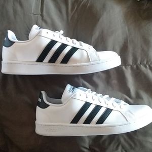 Size 10.5 Men's Adidas